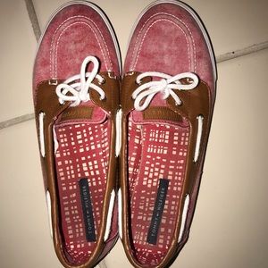 Women’s Tommy Hilfiger shoes size 9.5